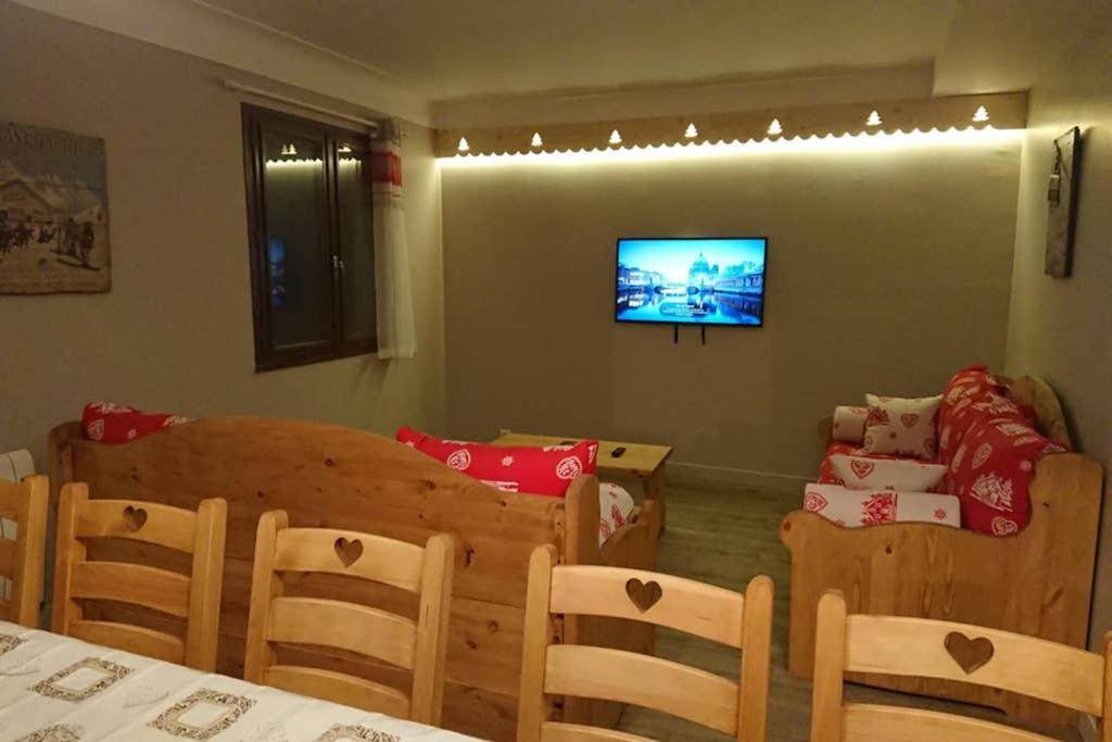 Le Gite Des 3 Vallees Villa Luz-Saint-Sauveur Buitenkant foto
